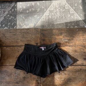 Urban Outfitters gray/black skort size small